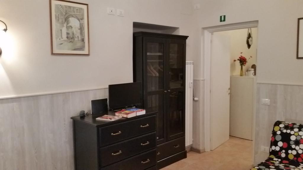 Casa Vacanze Nonno Giulio ローマ エクステリア 写真